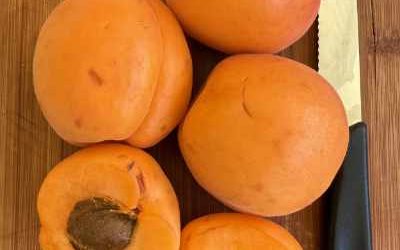 Homemade Apricot Jam: Tips and Tricks